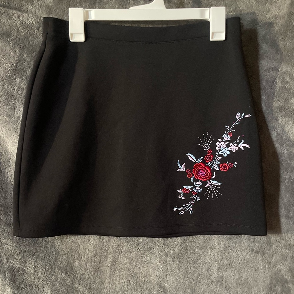 Express Black Embellished Mini Skirt for Cocktail